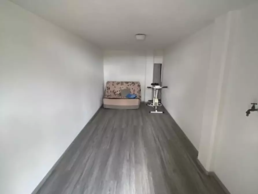 Immagine 17 di Appartamento in vendita  a Cecina