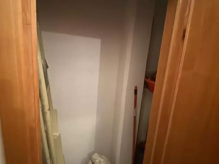 Immagine 11 di Appartamento in vendita  a Cecina