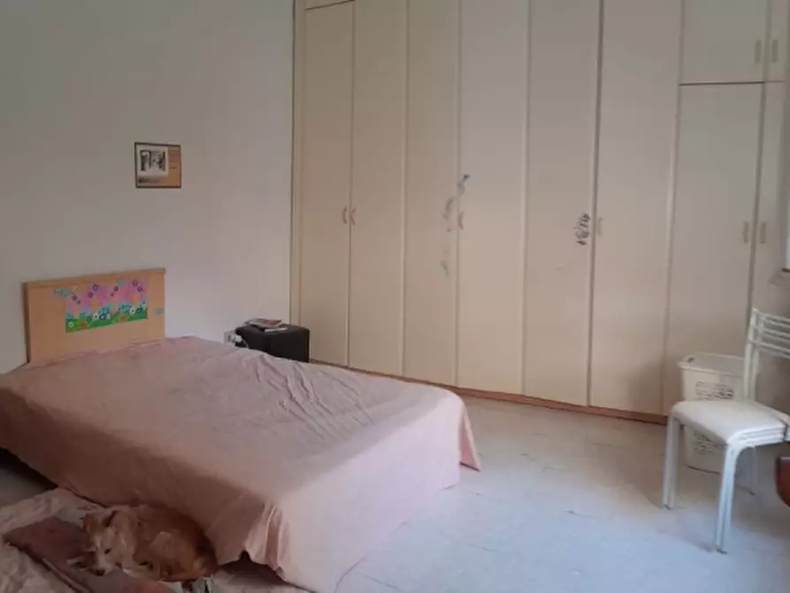 Immagine 4 di Appartamento in vendita  a Livorno