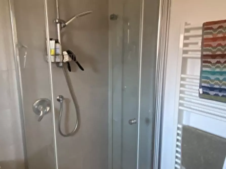 Immagine 18 di Appartamento in vendita  a Castagneto Carducci