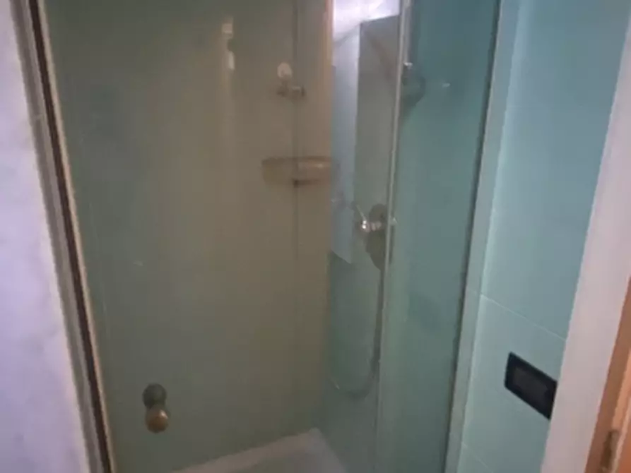 Immagine 21 di Appartamento in vendita  in Via della Bassata a Livorno