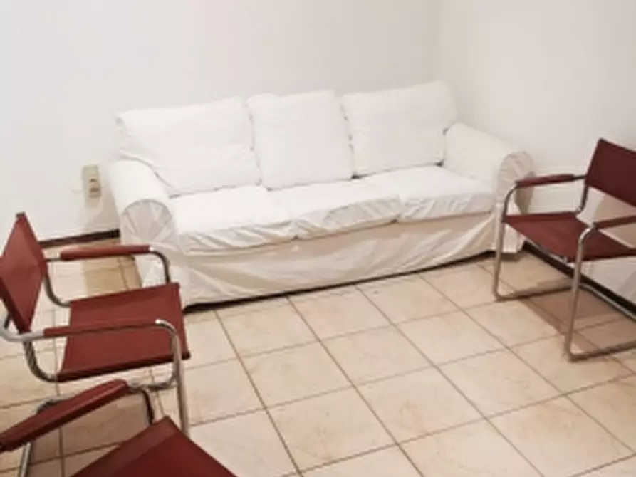 Immagine 9 di Appartamento in affitto  a Cecina