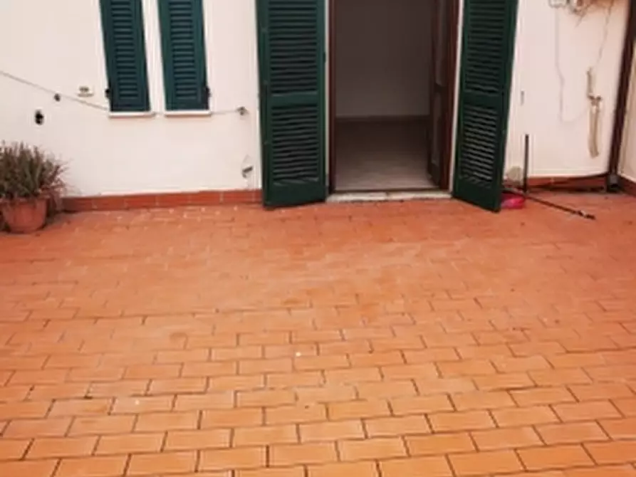 Immagine 2 di Appartamento in vendita  in Via Garibaldi a Cecina