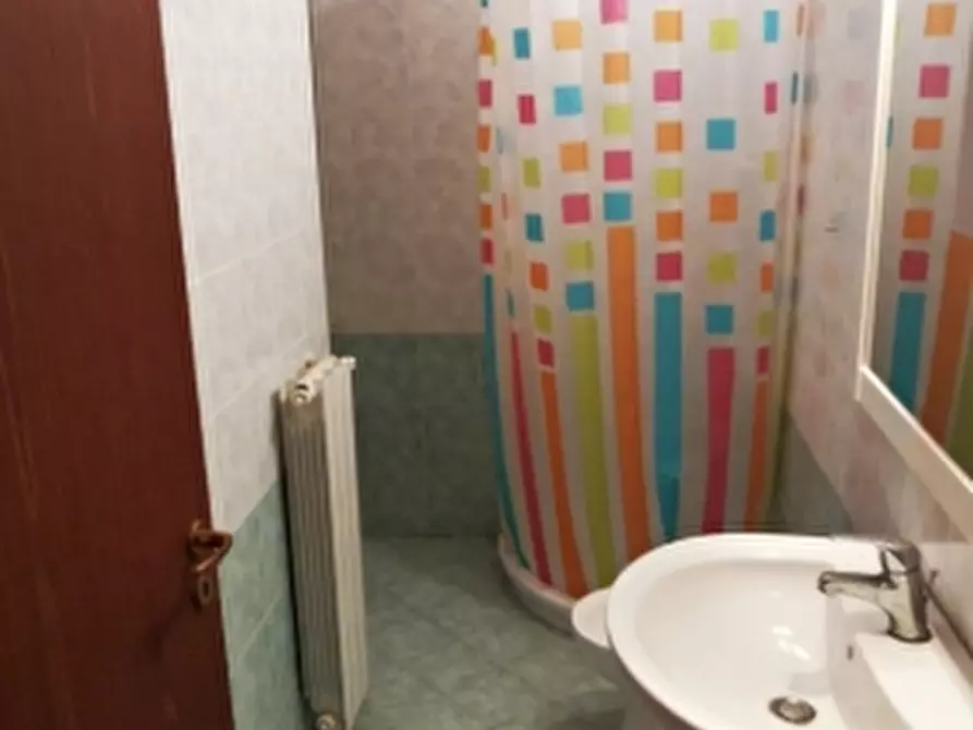 Immagine 7 di Appartamento in vendita  in Via Garibaldi a Cecina