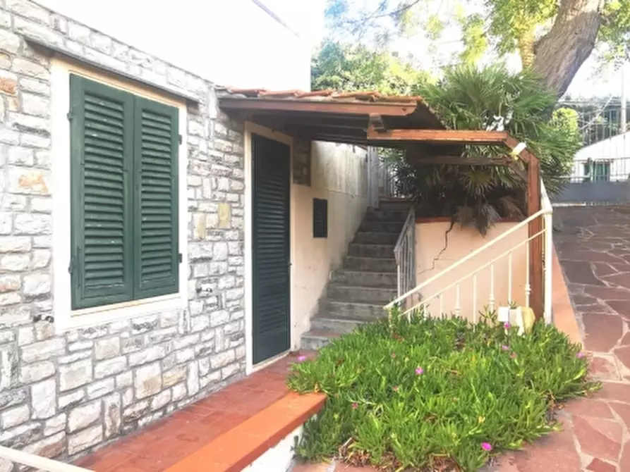 Immagine 3 di Monolocale in vendita  a Rosignano Marittimo