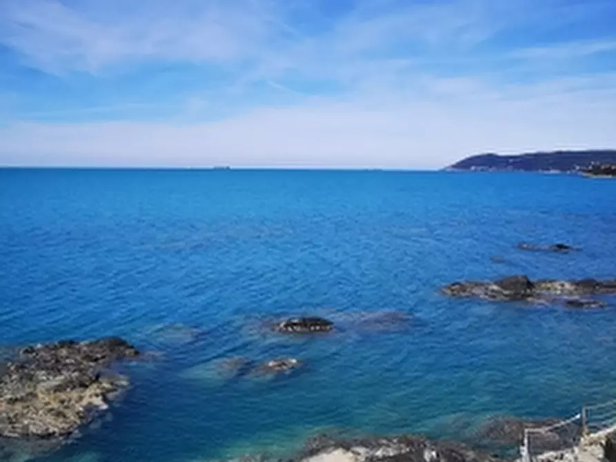 Immagine 18 di Appartamento in vendita  a Rosignano Marittimo