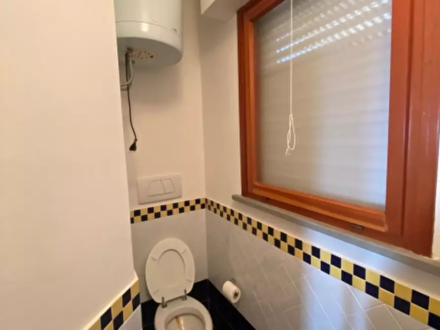 Immagine 7 di Appartamento in vendita  a Rosignano Marittimo