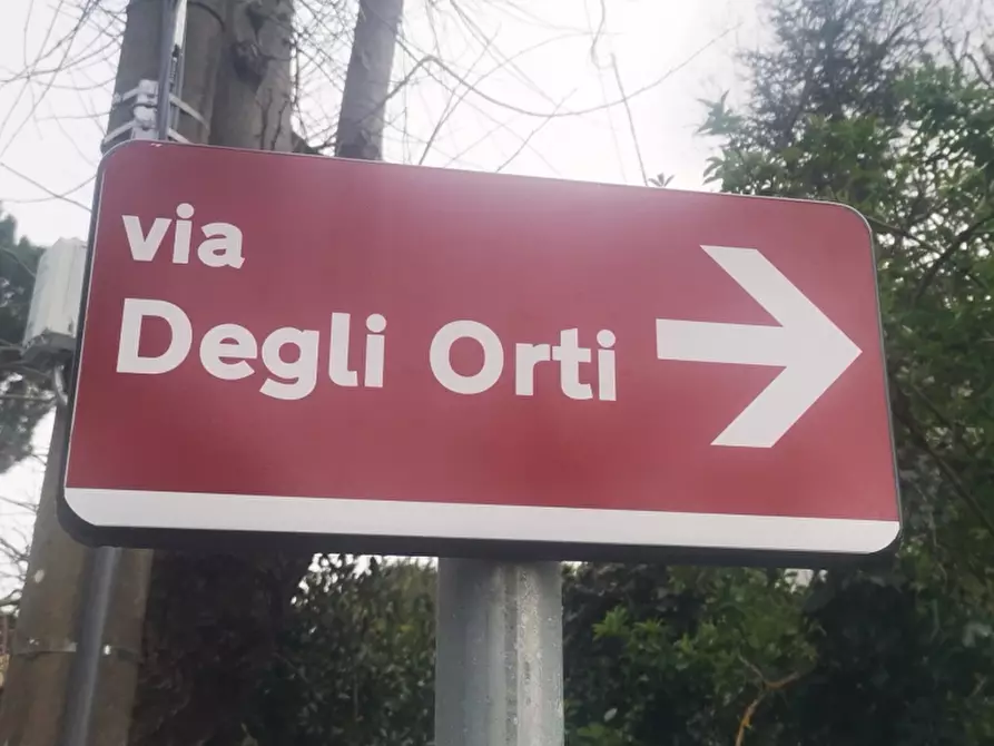 Immagine 15 di Appartamento in vendita  a Castellina Marittima