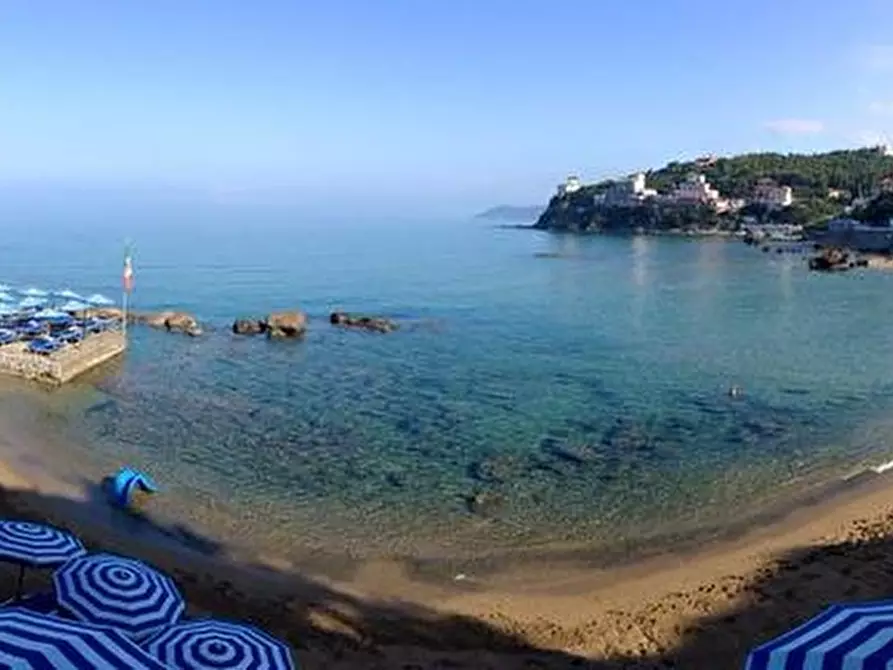 Immagine 10 di Appartamento in vendita  in Via Mare  Adriatico a Rosignano Marittimo