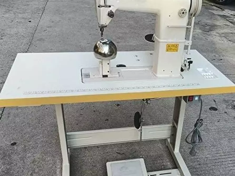 Immagine 6 di Laboratorio in vendita  in via del porto a San Vincenzo