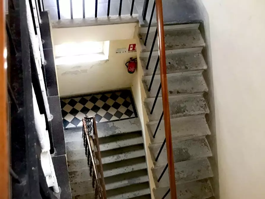 Immagine 12 di Appartamento in vendita  a Livorno