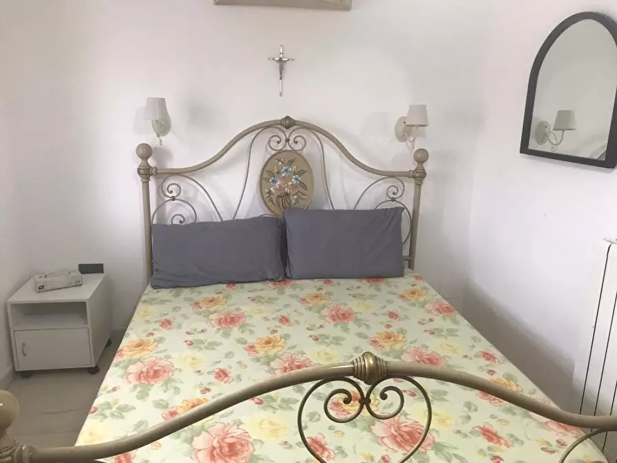 Immagine 18 di Appartamento in vendita  a Livorno