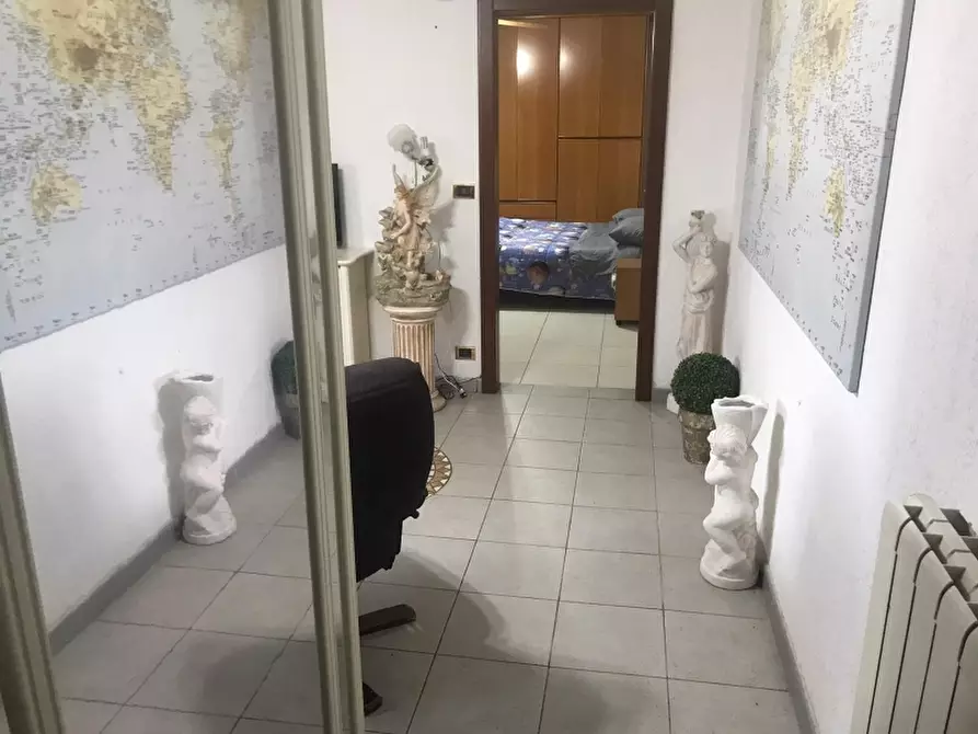 Immagine 21 di Appartamento in vendita  a Livorno