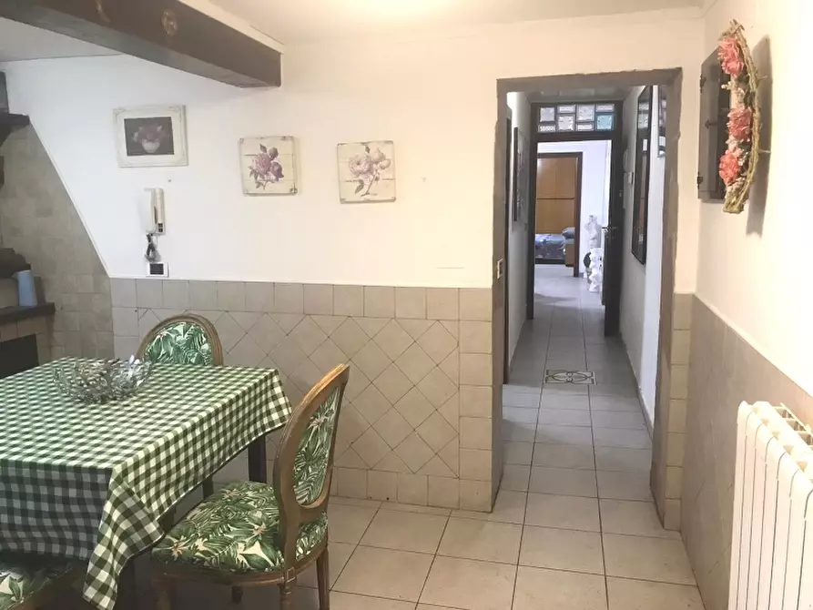 Immagine 9 di Appartamento in vendita  a Livorno