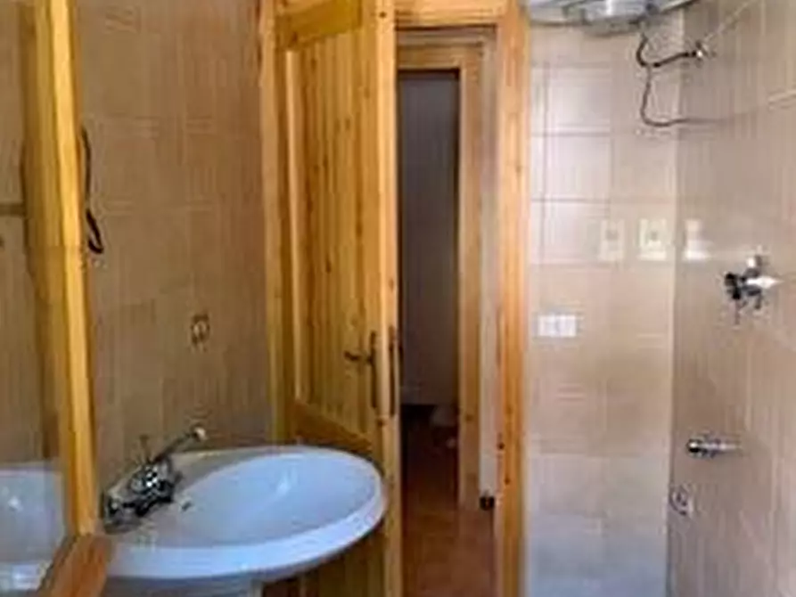 Immagine 7 di Appartamento in vendita  in Via selva romanesca a Pievepelago