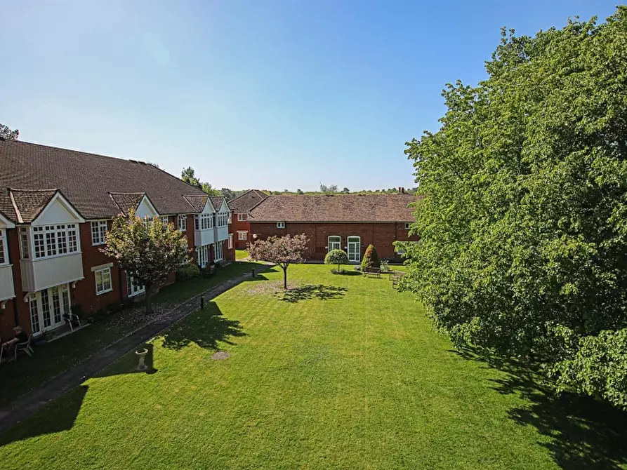 Immagine 1 di Appartamento in vendita  in Newmarket  UK 40 a Rosignano Marittimo