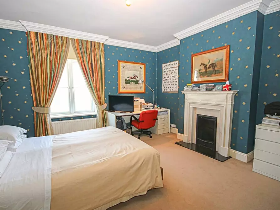 Immagine 5 di Appartamento in vendita  in Newmarket  UK 40 a Rosignano Marittimo