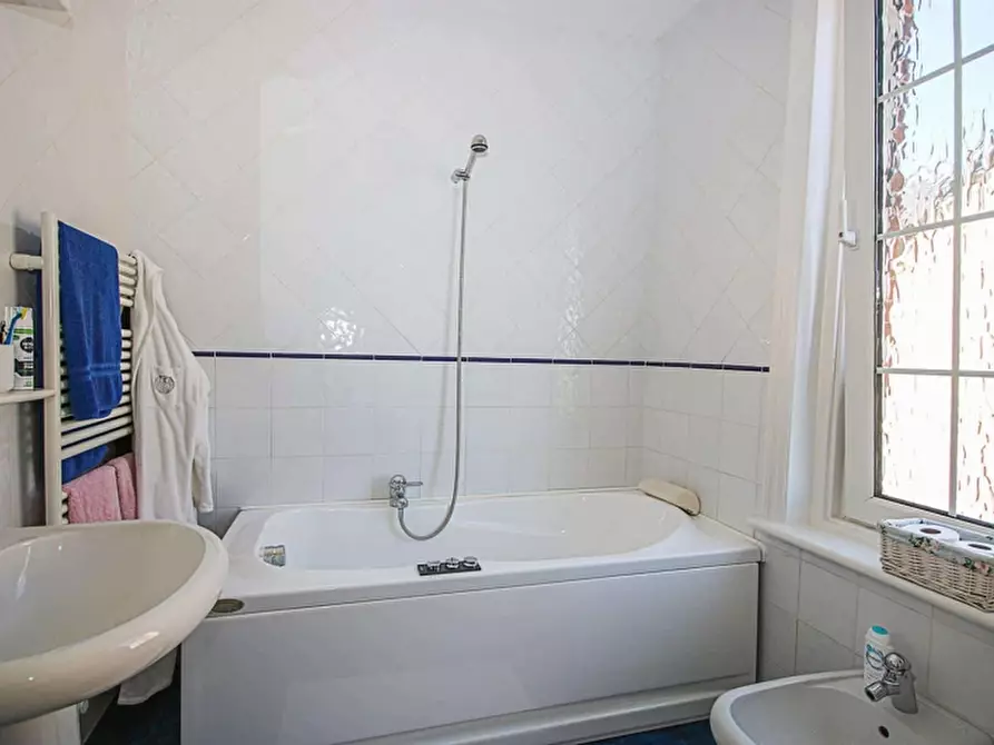 Immagine 6 di Appartamento in vendita  in Newmarket  UK 40 a Rosignano Marittimo