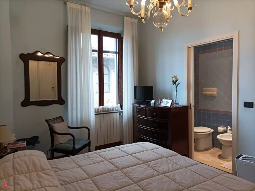 Immagine 10 di Appartamento in vendita  in Piazza dei Priori a Volterra