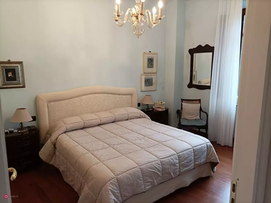 Immagine 13 di Appartamento in vendita  in Piazza dei Priori a Volterra