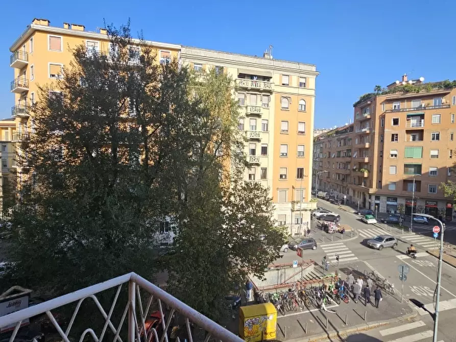 Immagine 2 di Appartamento in vendita  a Milano