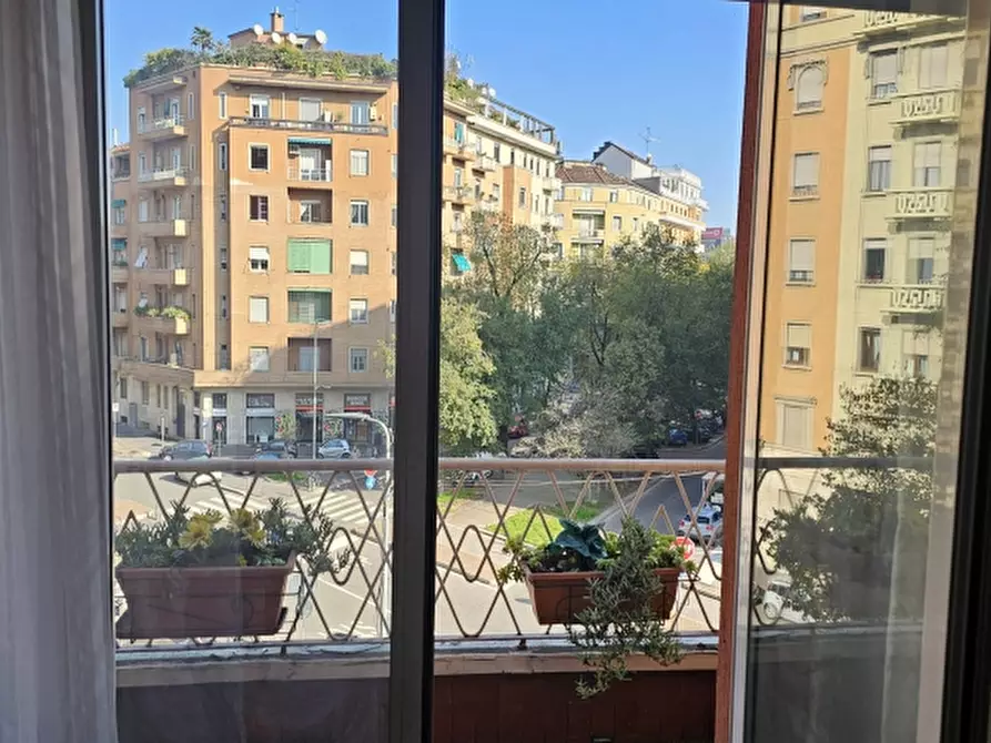 Immagine 8 di Appartamento in vendita  a Milano