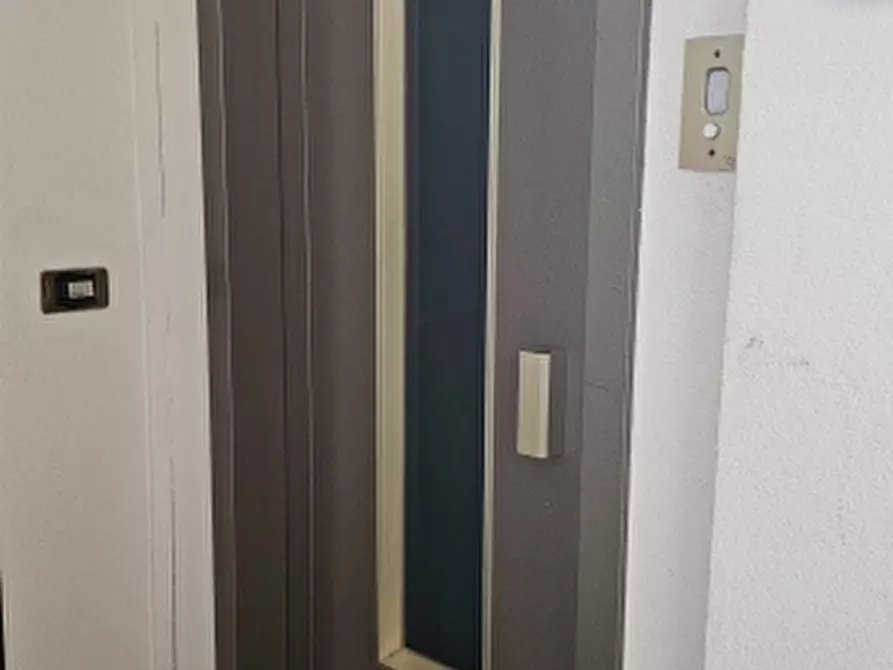 Immagine 26 di Appartamento in vendita  a Milano