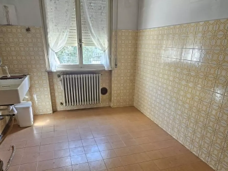 Immagine 7 di Villa in vendita  in via Sarca 1 a Desenzano Del Garda