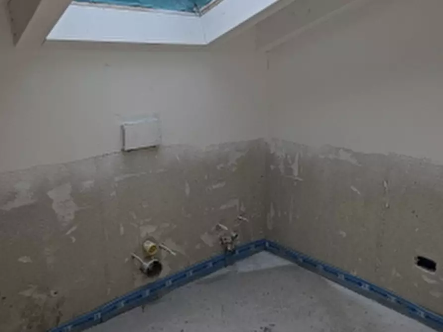 Immagine 9 di Villa in vendita  in via giovanni xxiii 100 a Desenzano Del Garda