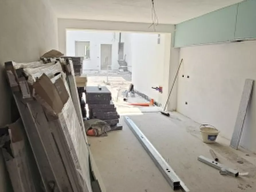 Immagine 4 di Villetta a schiera in vendita  a Desenzano Del Garda