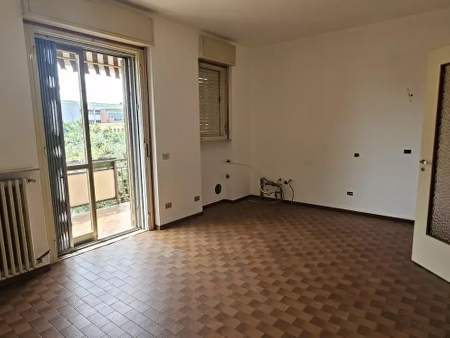 Immagine 8 di Appartamento in vendita  a Desenzano Del Garda