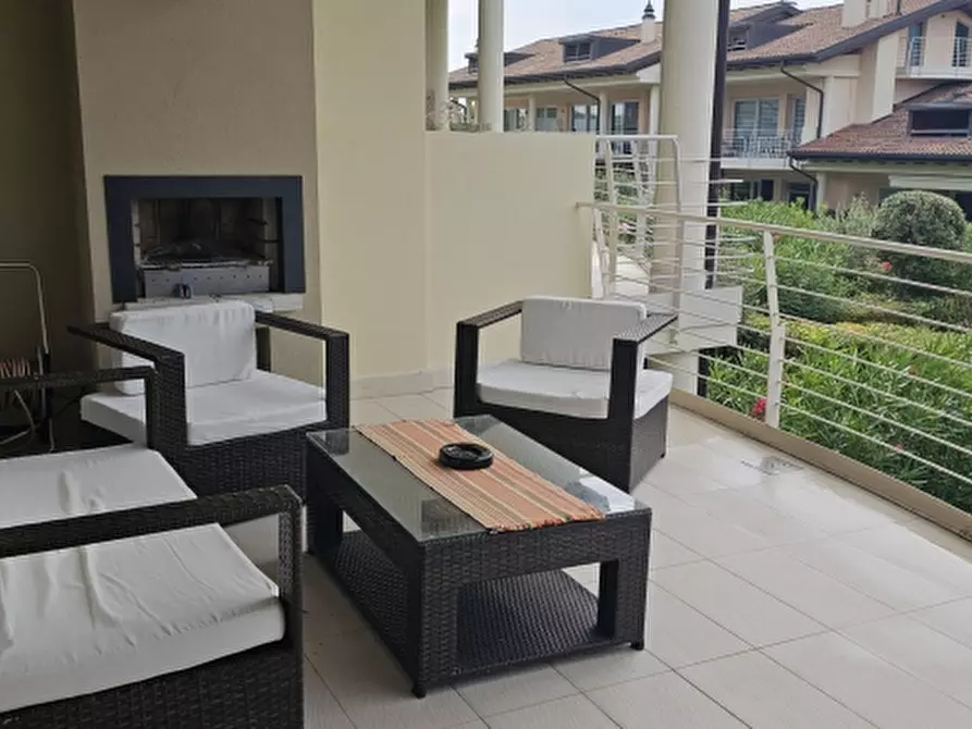 Immagine 7 di Appartamento in affitto  a Sirmione