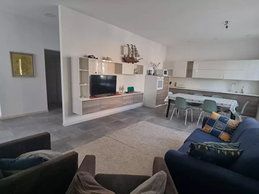 Immagine 10 di Villa in vendita  in Via Bonvicino a Desenzano Del Garda