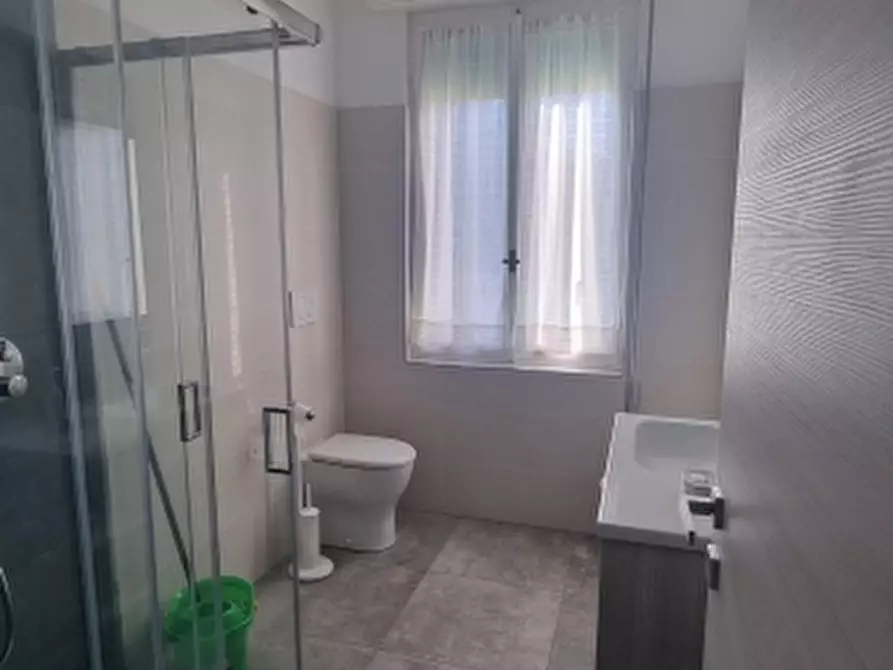 Immagine 12 di Villa in vendita  in Via Bonvicino a Desenzano Del Garda