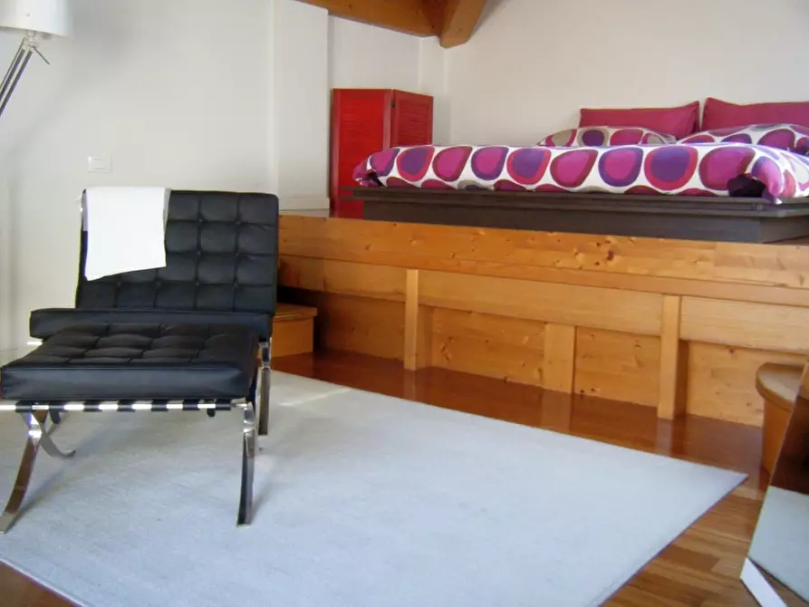 Immagine 9 di Appartamento in vendita  in Via Bonvicino a Desenzano Del Garda