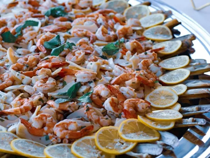 Immagine 1 di Bar / Ristorante in vendita  in Via mazzini 10 a Desenzano Del Garda