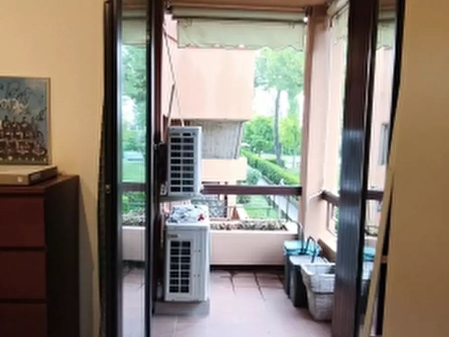 Immagine 26 di Appartamento in vendita  a Desenzano Del Garda