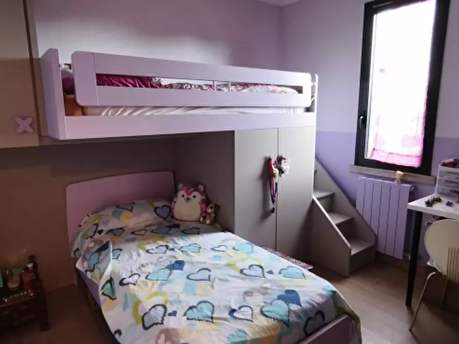 Immagine 28 di Appartamento in vendita  a Desenzano Del Garda