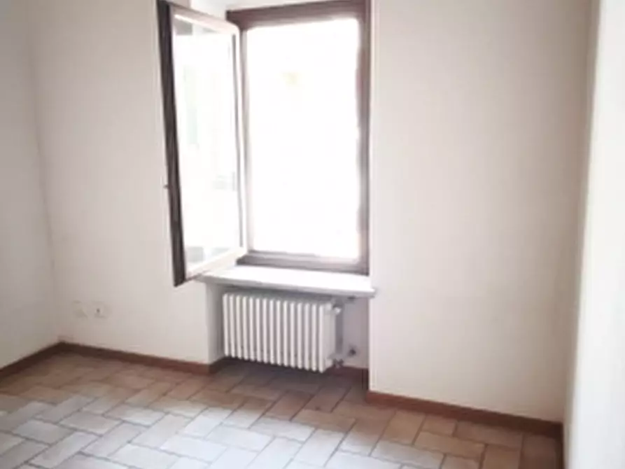 Immagine 6 di Appartamento in vendita  in Piazza Cavour a Volta Mantovana