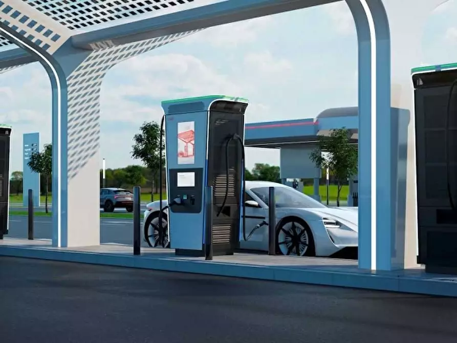 Immagine 4 di Terreno industriale in vendita  a Desenzano Del Garda