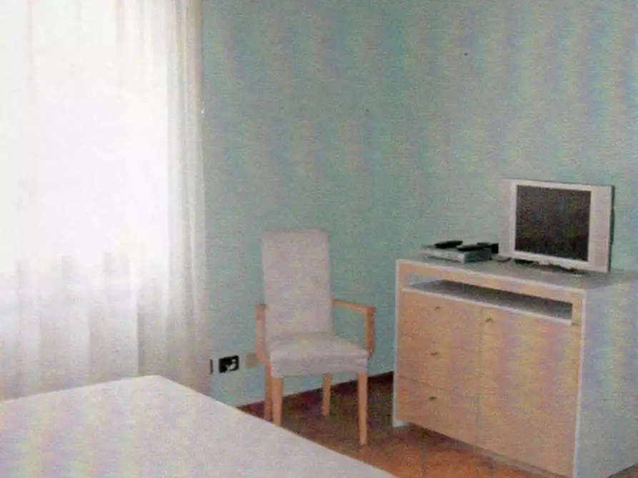 Immagine 4 di Albergo/B&B/Residence in vendita  a Valeggio Sul Mincio