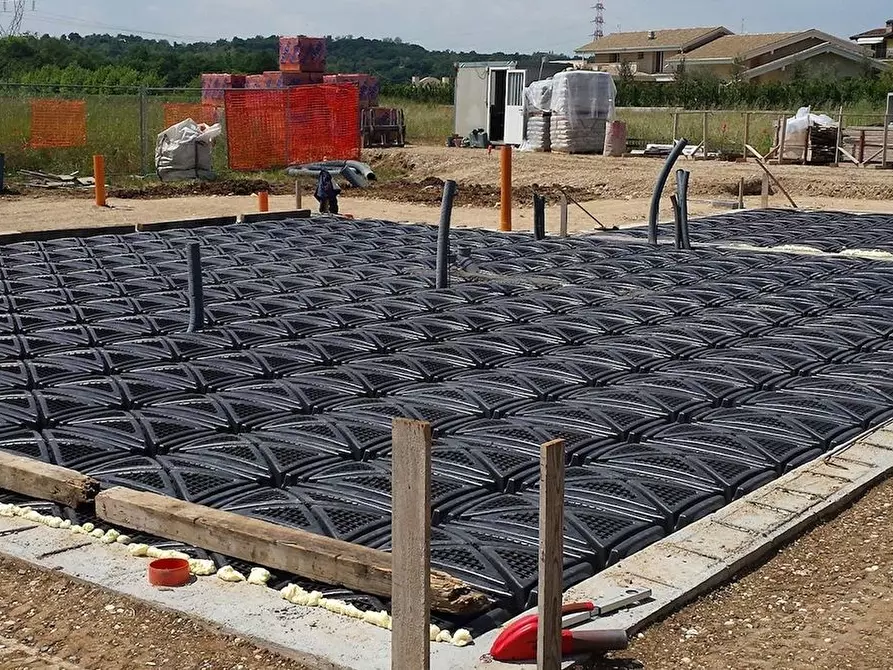 Immagine 13 di Villa in vendita  in via pozze a Lonato del Garda