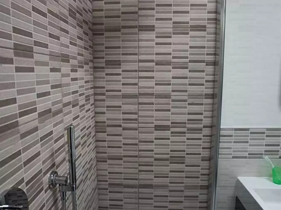 Immagine 9 di Villa in vendita  in via pozze a Lonato del Garda