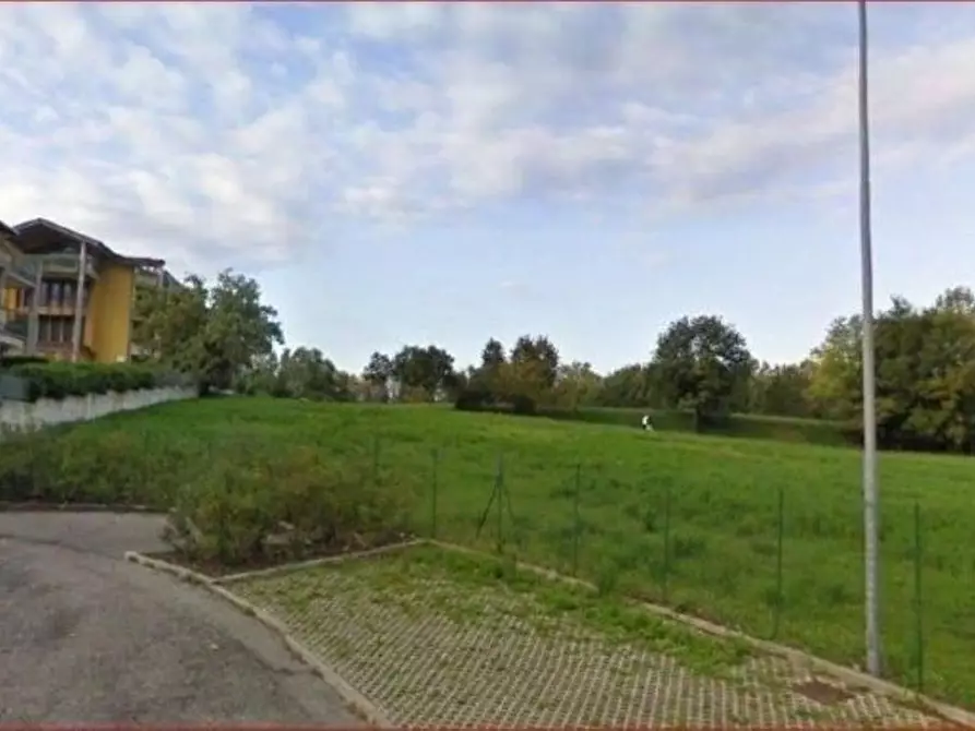 Immagine 11 di Appartamento in vendita  a Desenzano Del Garda