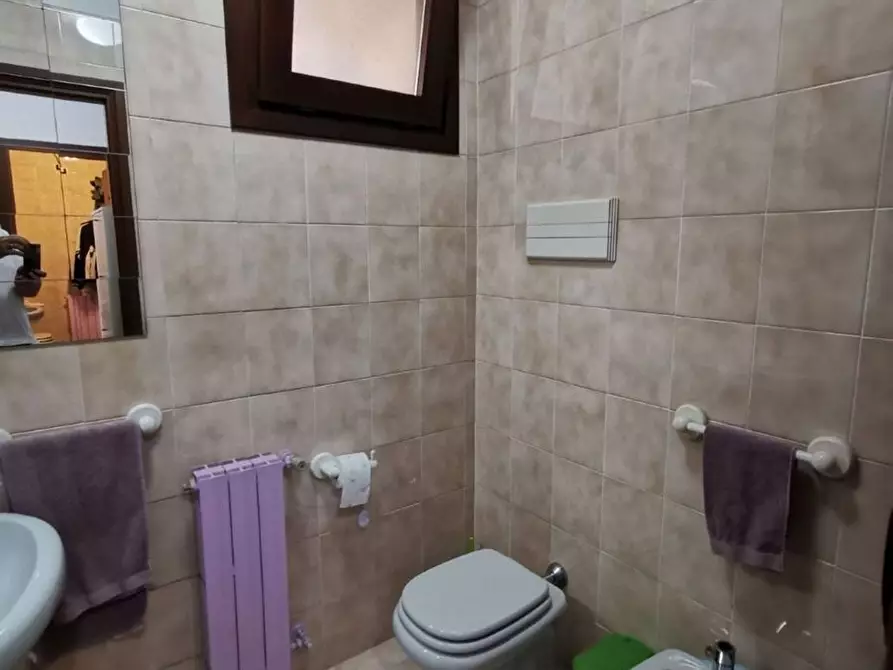 Immagine 7 di Appartamento in vendita  in Via San Zeno a Desenzano Del Garda