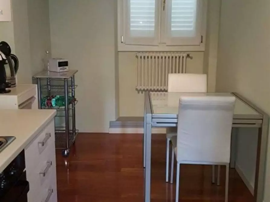 Immagine 9 di Appartamento in vendita  in Via Bonvicino a Desenzano Del Garda