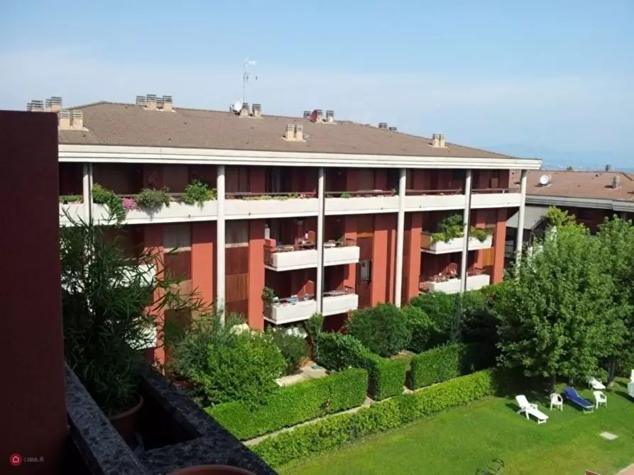 Immagine 3 di Appartamento in vendita  in Via Padre Annibale Maria di Francia a Desenzano Del Garda