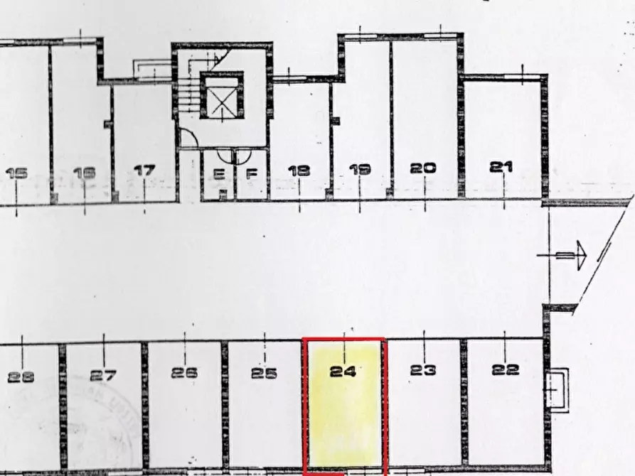 Immagine 35 di Appartamento in vendita  a Desenzano Del Garda