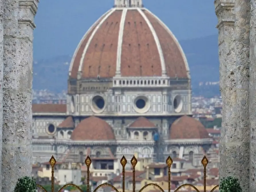 Immagine 1 di Bar / Ristorante in vendita  in san frediano a Firenze