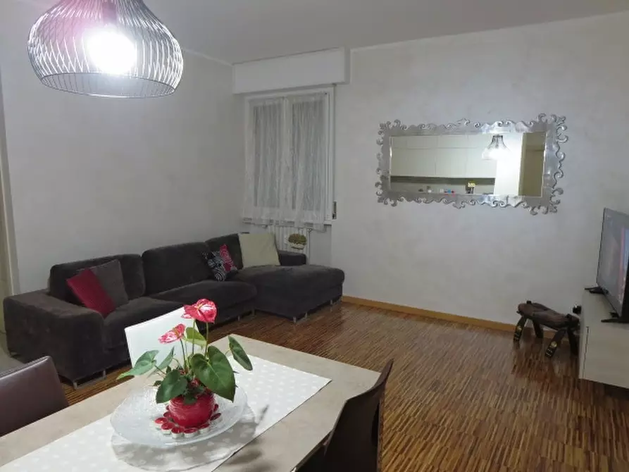 Immagine 2 di Appartamento in vendita  a Nova Milanese
